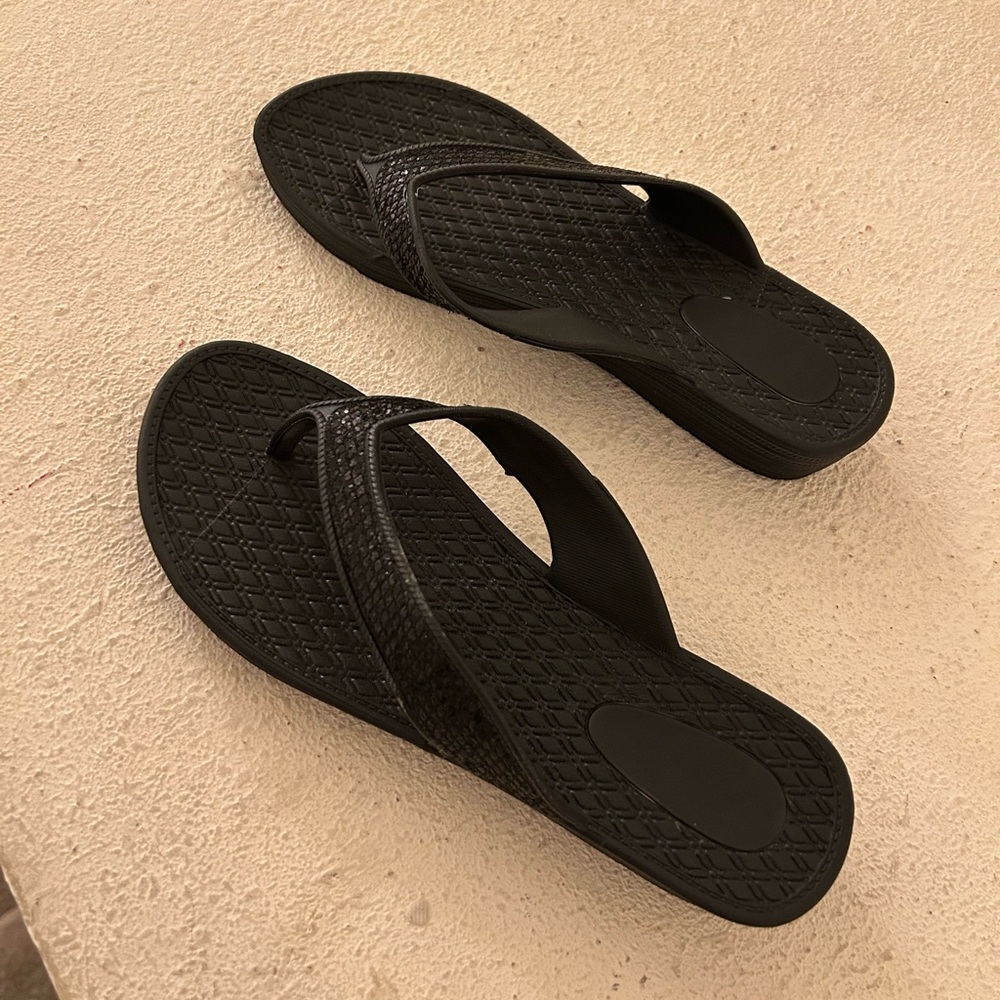 Black Sparkle Women's Flip Flops